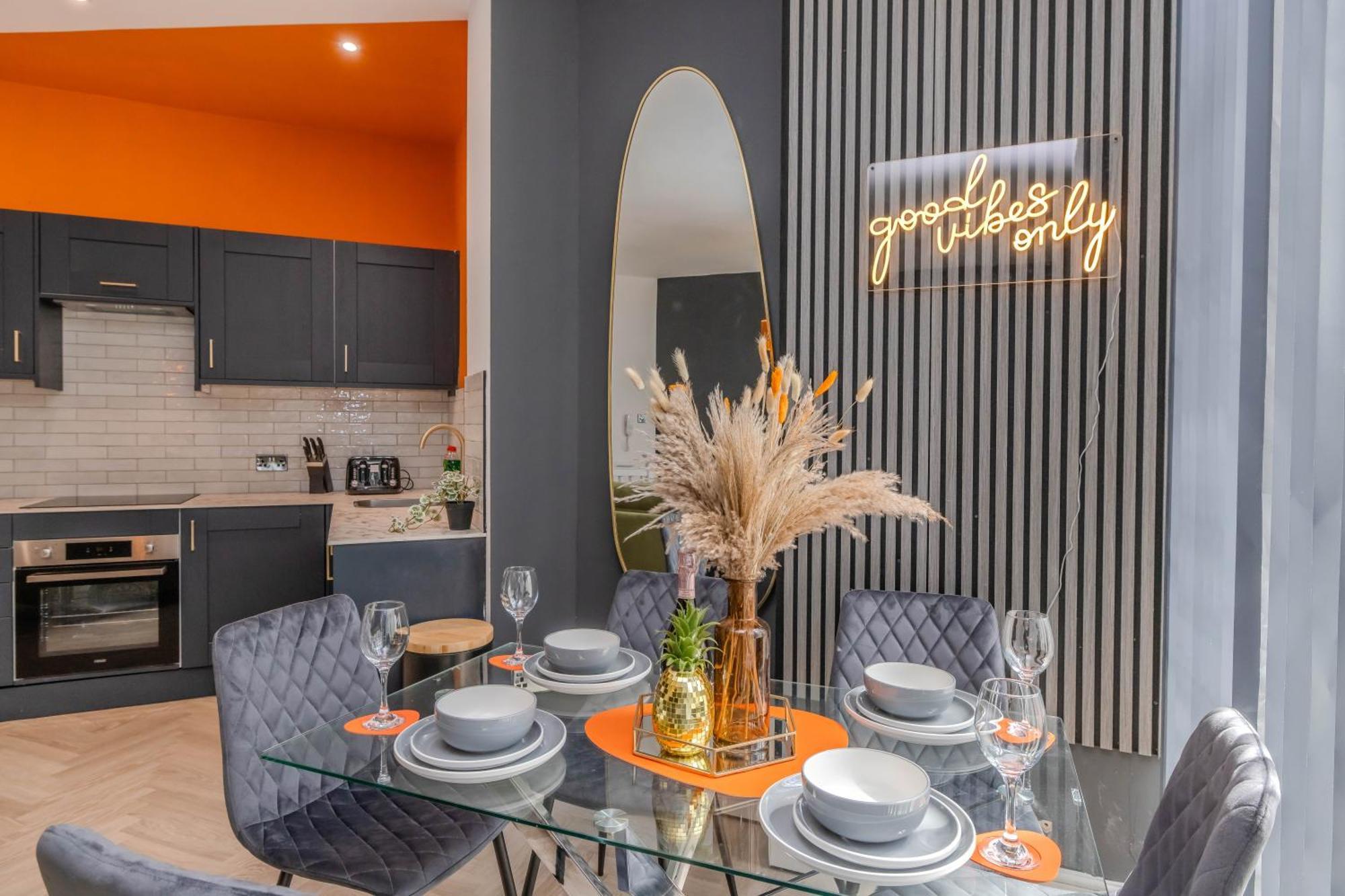 Amazing 3 Bedroom Flat I Next To Brighton Beach & Shopping Center Eksteriør billede